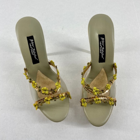 ✖️SOLD✖️Betsey Johnson Clear Wooden  Polly Open - Picture 2 of 5